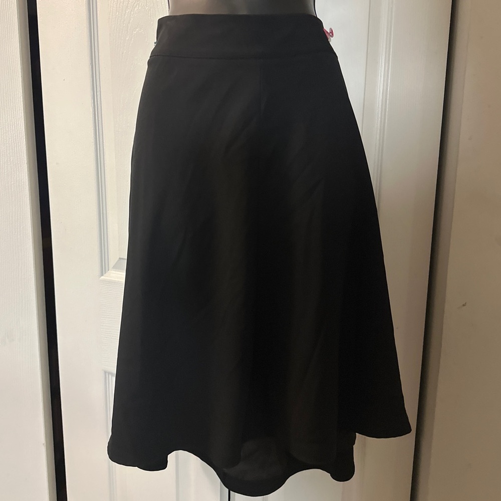 Lane Bryant - *Plus Size* Black skirt - Size 18
